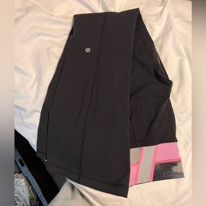 Lululemon yoga pants